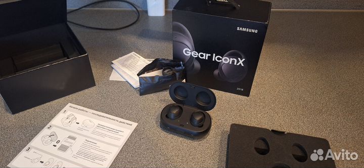 Наушники беспроводные Samsung gear iconx