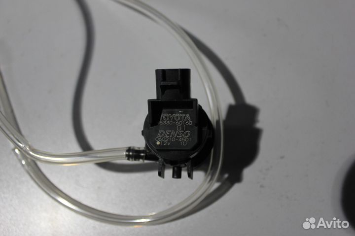 Моторчик омывателя заднего стекла Toyota