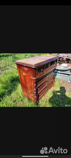 Старинный буфет комод