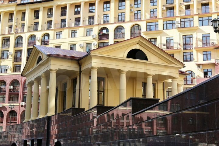 1-к. апартаменты, 56,5 м², 2/10 эт.