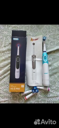 Электрическая зубная щетка новая