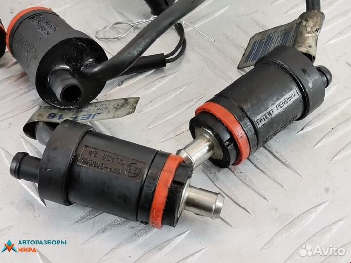 Форсунка Volkswagen Golf 3 1999 06A906031C