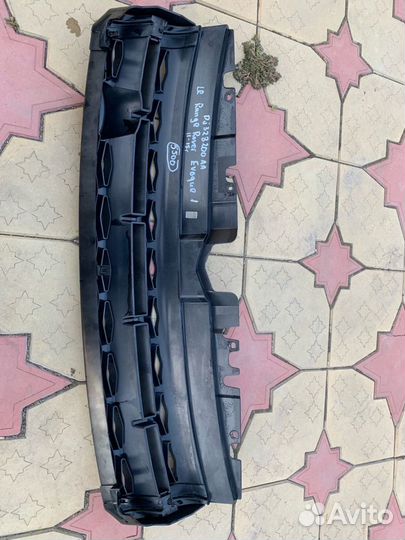 Решетка радиатора Range Rover Evoque 1 2011-2015