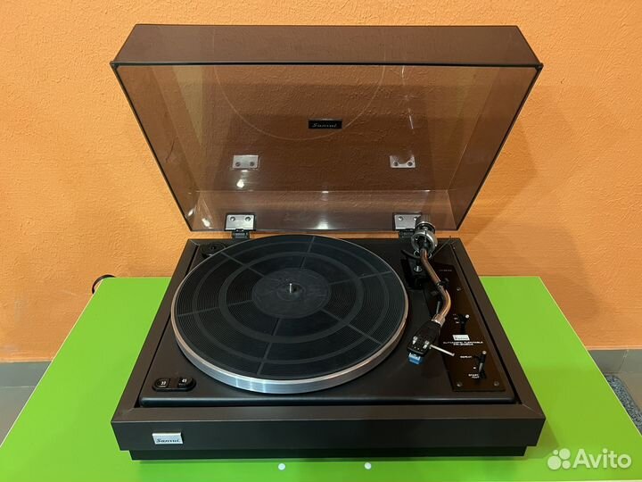 Проигрыватель винила sansui FR-2080A