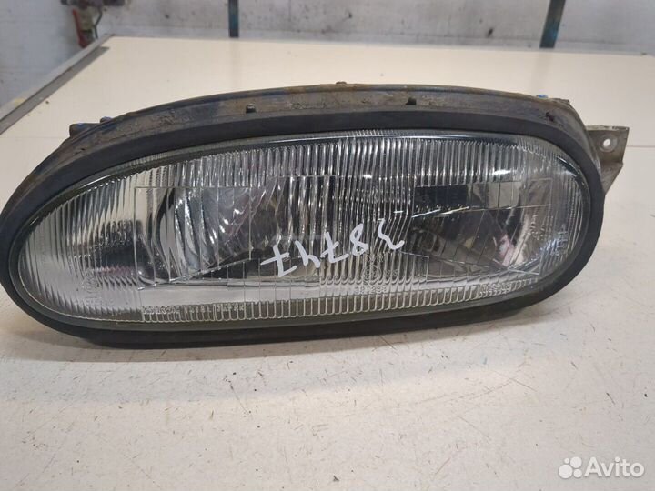 Фара (передняя) Nissan 100NX, 1991