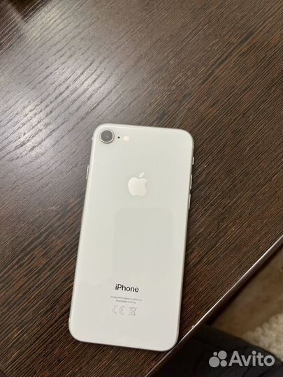 iPhone 8, 64 ГБ