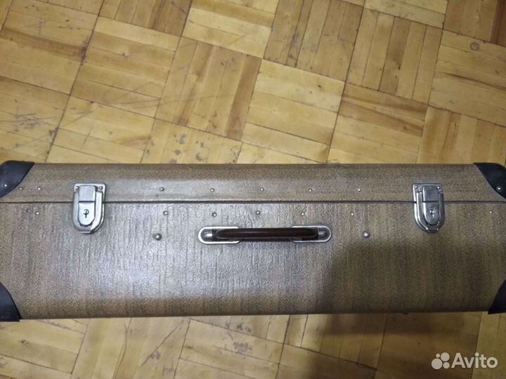 Чемоданы,старинный и 60-х годов