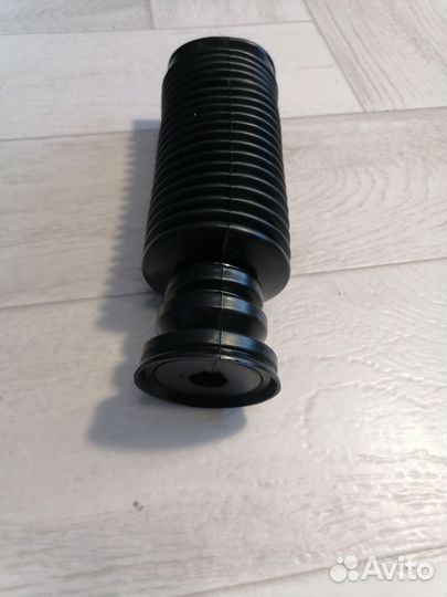 Пыльник с отбойником амортизатора