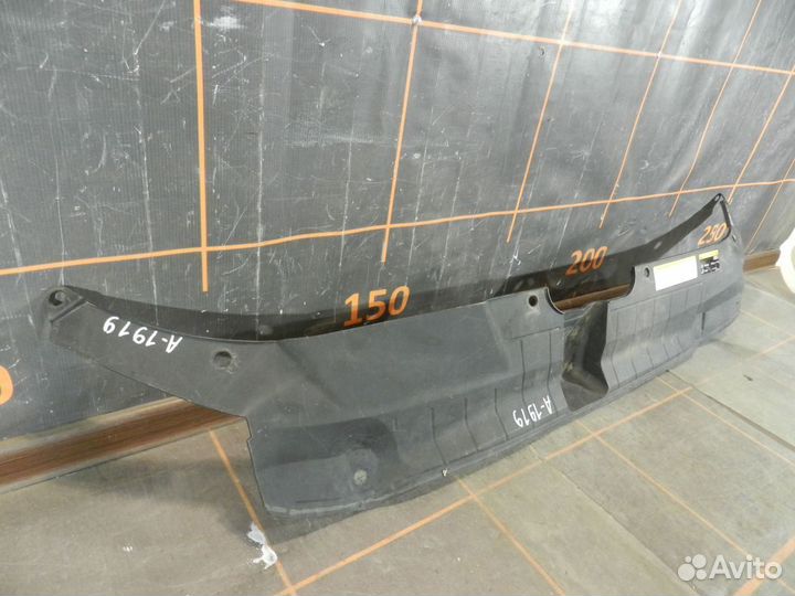 Кожух замка капота - Audi Q5 (2012-17гг)