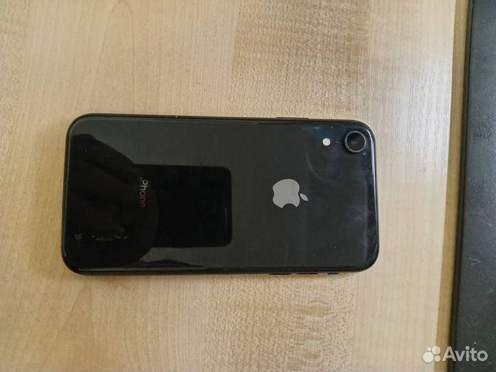 iPhone Xr, 64 ГБ