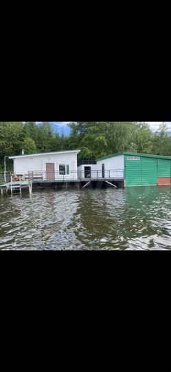 Дом 230 м² на участке 15 сот.