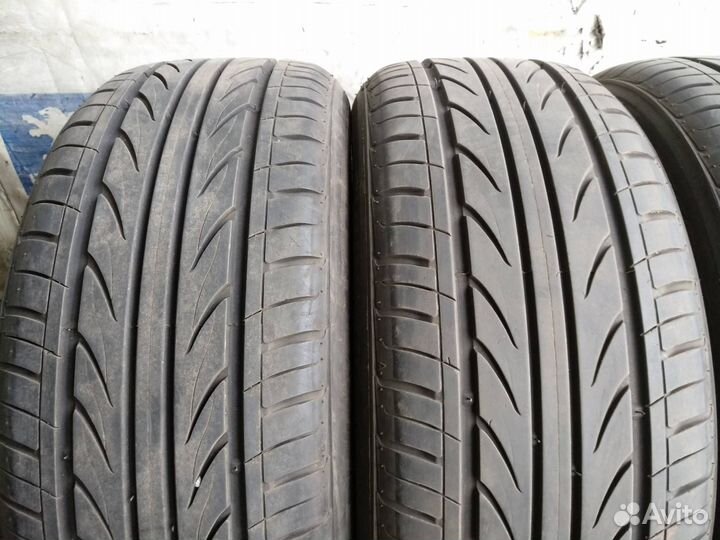 Delinte Thunder D7 215/55 R17 94W