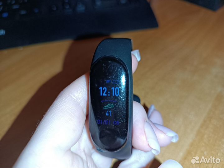 Фитнес браслет