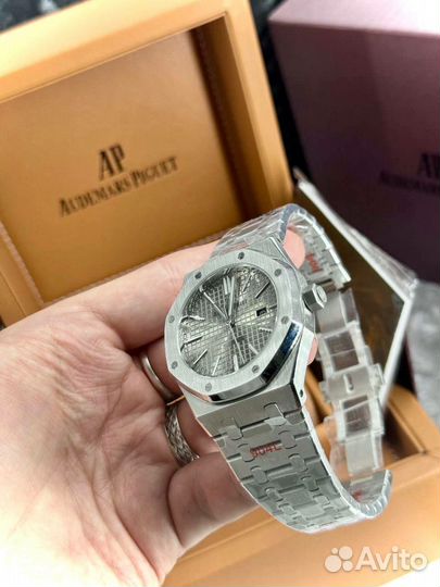 Наручные часы Audemars Piguet