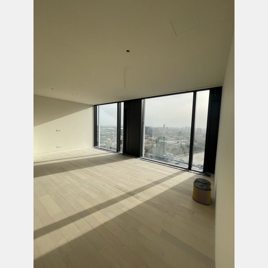 3-к. квартира, 105,8 м², 41/67 эт.