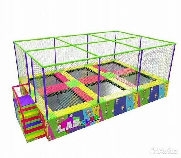Детская батутная арена