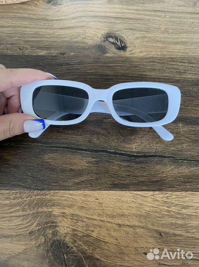 Солнцезащитные очки