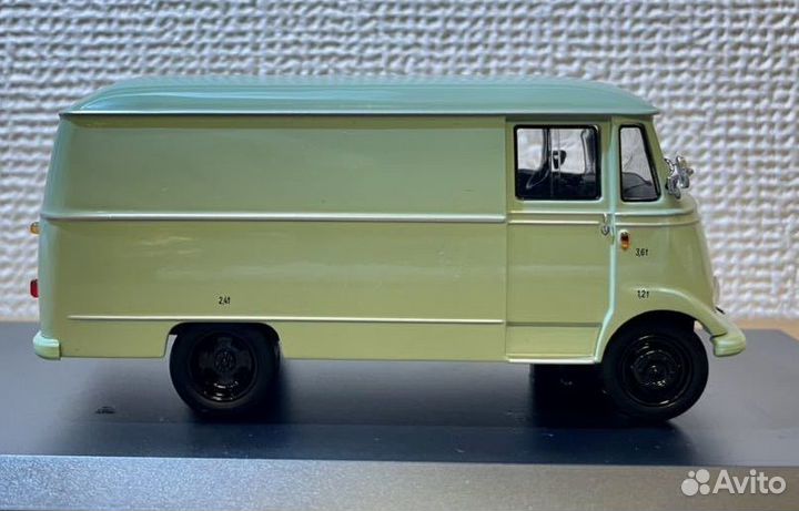 Mercedes L319 Schuco 1/43