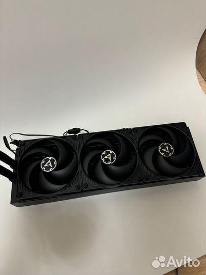 Сжо Arctic Liquid Freezer III-360