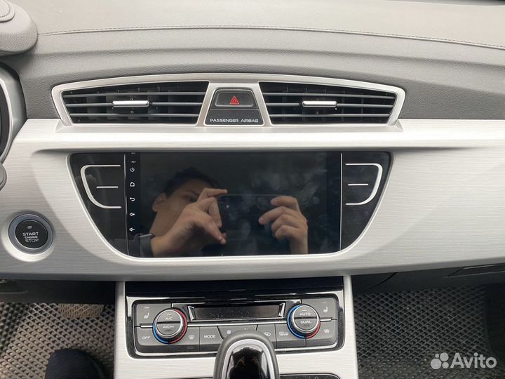 Магнитола Geely Atlas Teyes