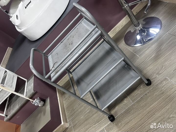 Тележка косметологическая металлическая