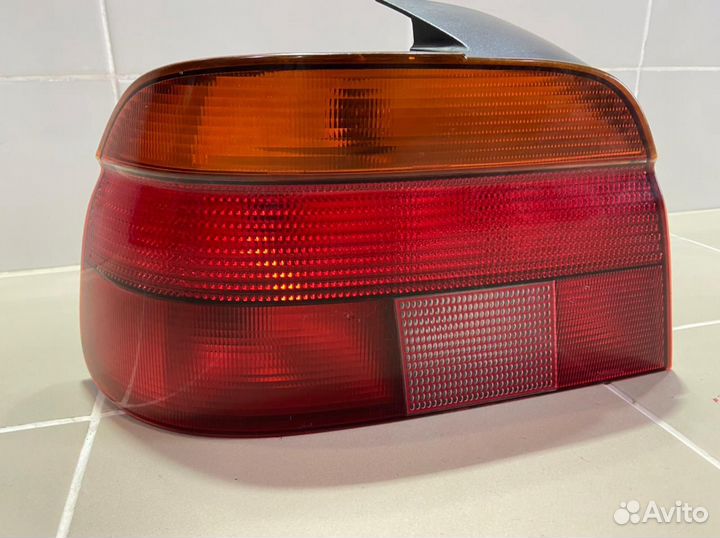 Фонарь задний левый BMW 5 E39