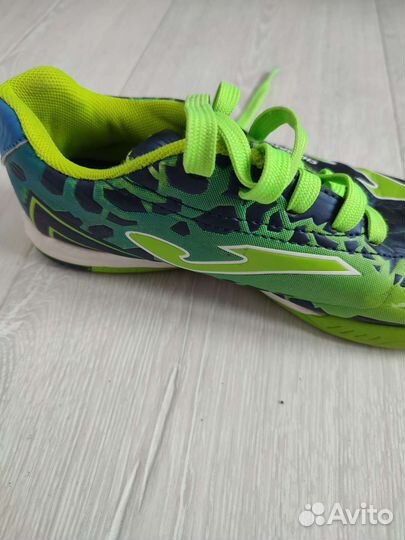 Футбольная обувь joma