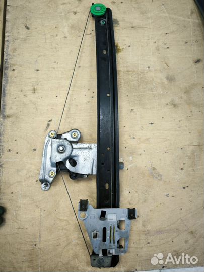 Стеклоподъемник правый задни и передний xc90 1