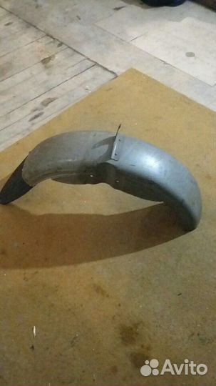 Крыло переднее урал