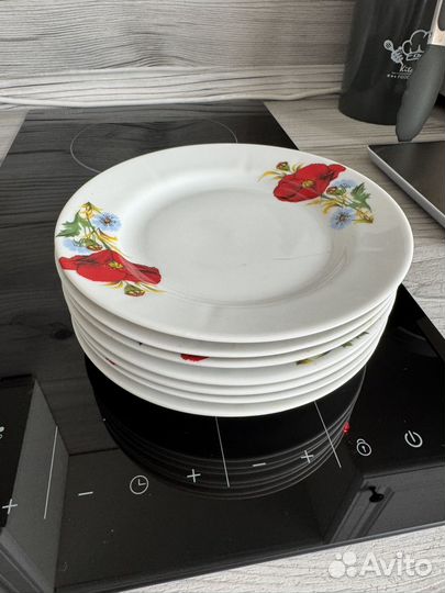 Набор тарелок
