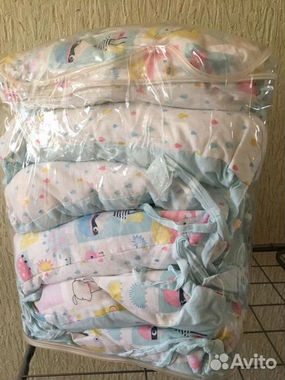 Бортики (бампер) в кроватку