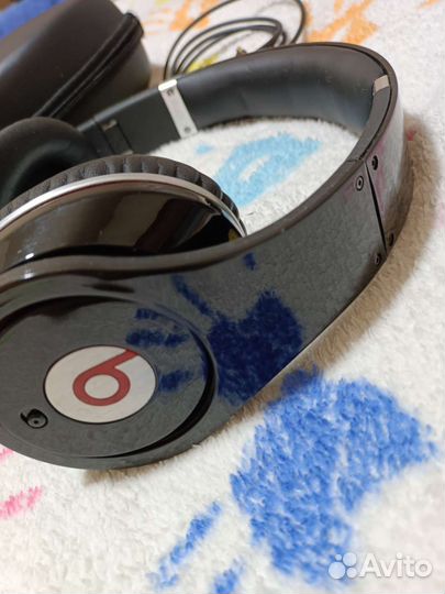 Проводные наушники