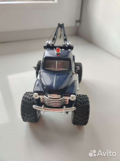 Машинка Chevrolet 3100 Off Road