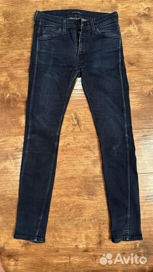 Джинсы levis