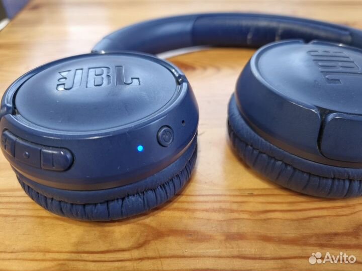 Bluetooth-гарнитура JBL Tune 500BT Синий