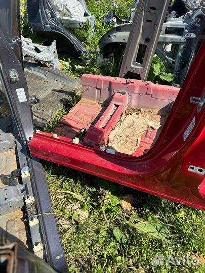 Средняя стойка левая Chery Tiggo 7 PRO