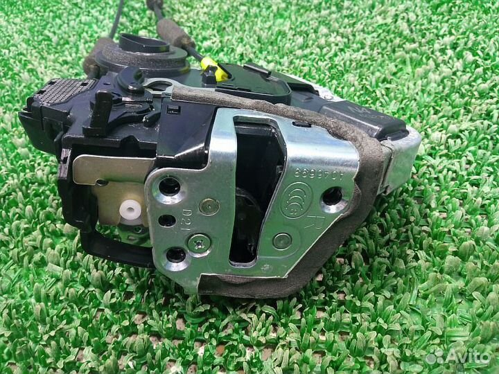 Датчик ускорения Toyota Fortuner