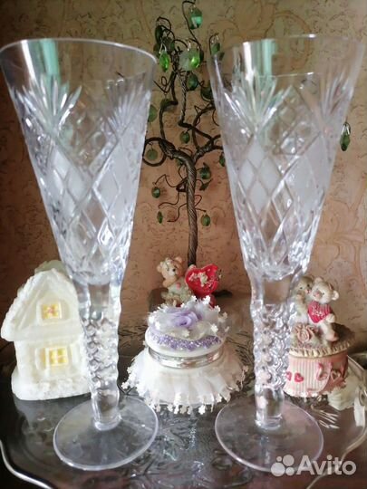 Набор хрустальных фужеров и парные