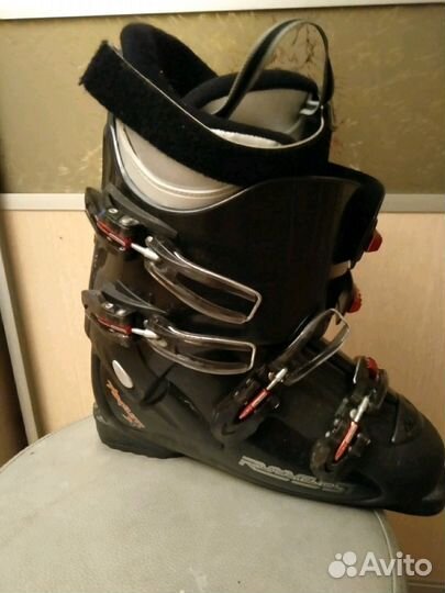 Б/у горнолыжные ботинки Rossignol р-р 44 (28.5)