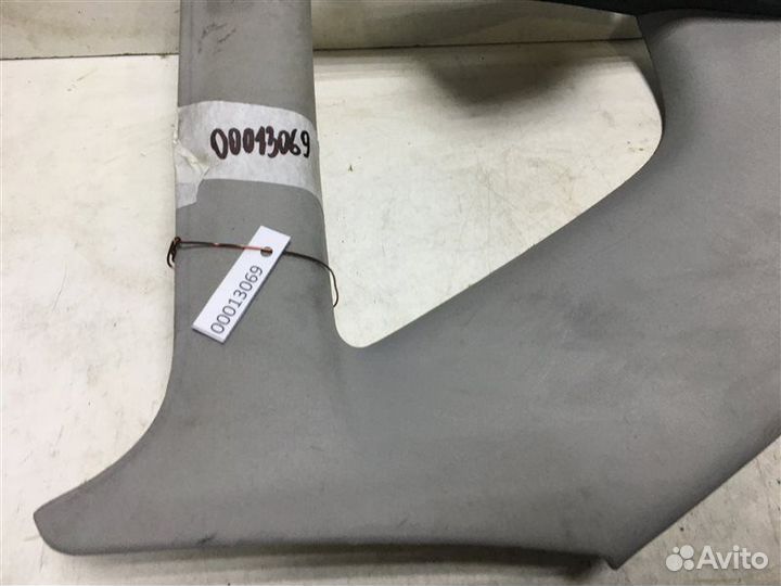 Обшивка стойки задняя левая верхняя Volkswagen