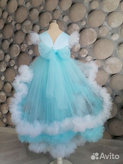Нарядное платье для девочки 116 - 122
