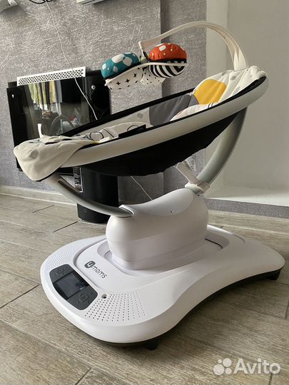 Детские электронные качели 4 moms