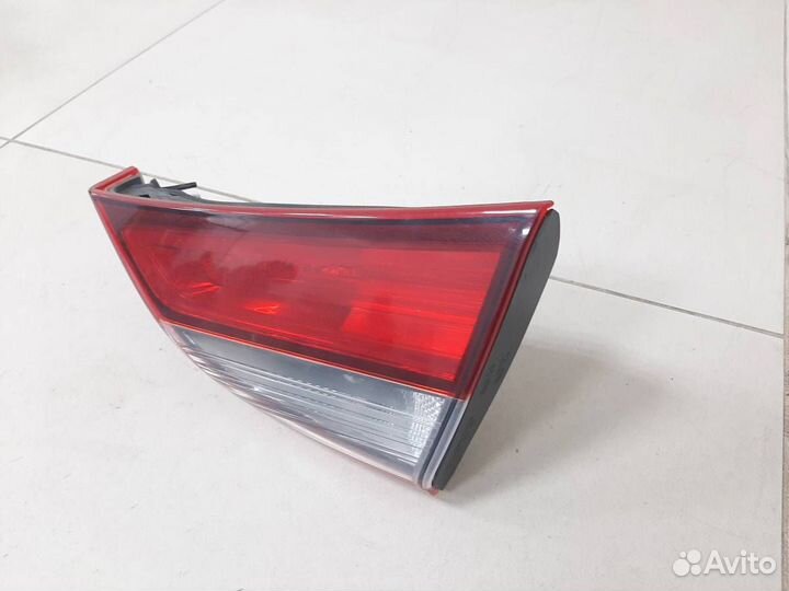 Фонарь задний внутренний правый Hyundai Elantra MD