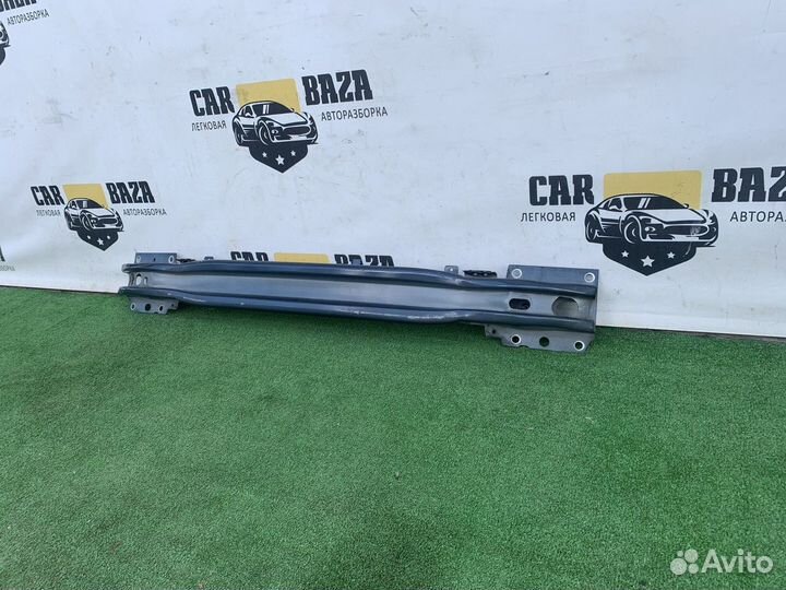 Усилитель переднего бампера Volvo XC60