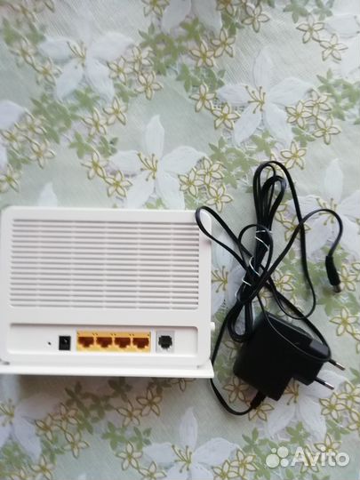 Adsl Wi- Fi Роутер TD854W