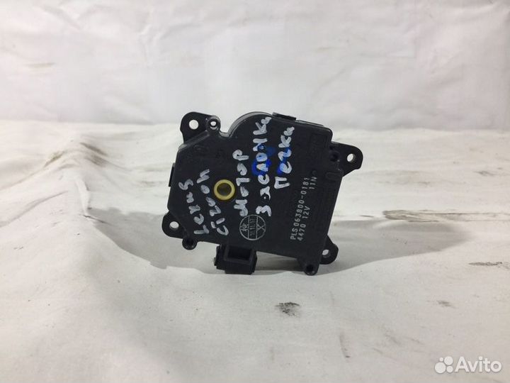 Сервопривод заслонок печки Lexus Ct200H 1 До