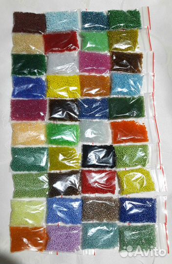 Бисер китайский 40 пачек по 15 гр