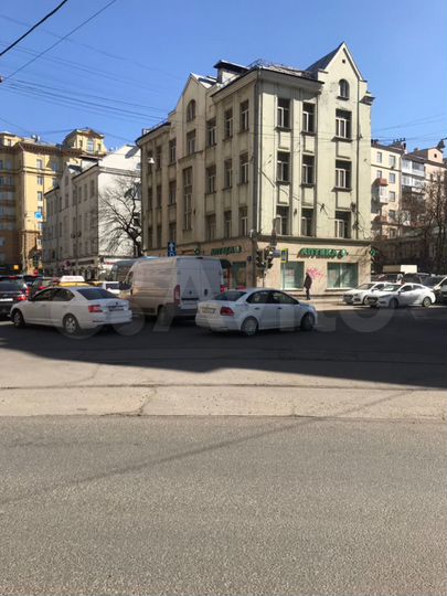 Торговое помещение в аптеке, 10 м²