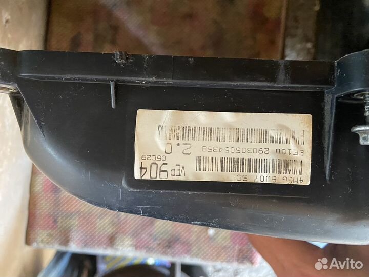 Две Клапанные крышки фф2 2.0