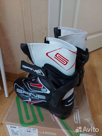 Лыжные ботинки spine concept skate